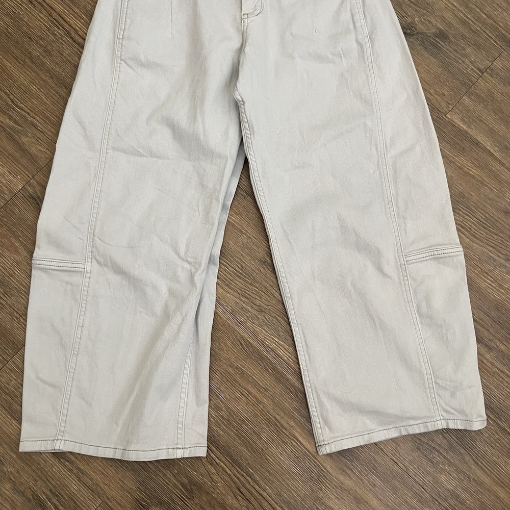 Anthropologie Pilcro High Rise Barrel Leg Cropped Light Gray Jeans Size 26 - Picture 2 of 8